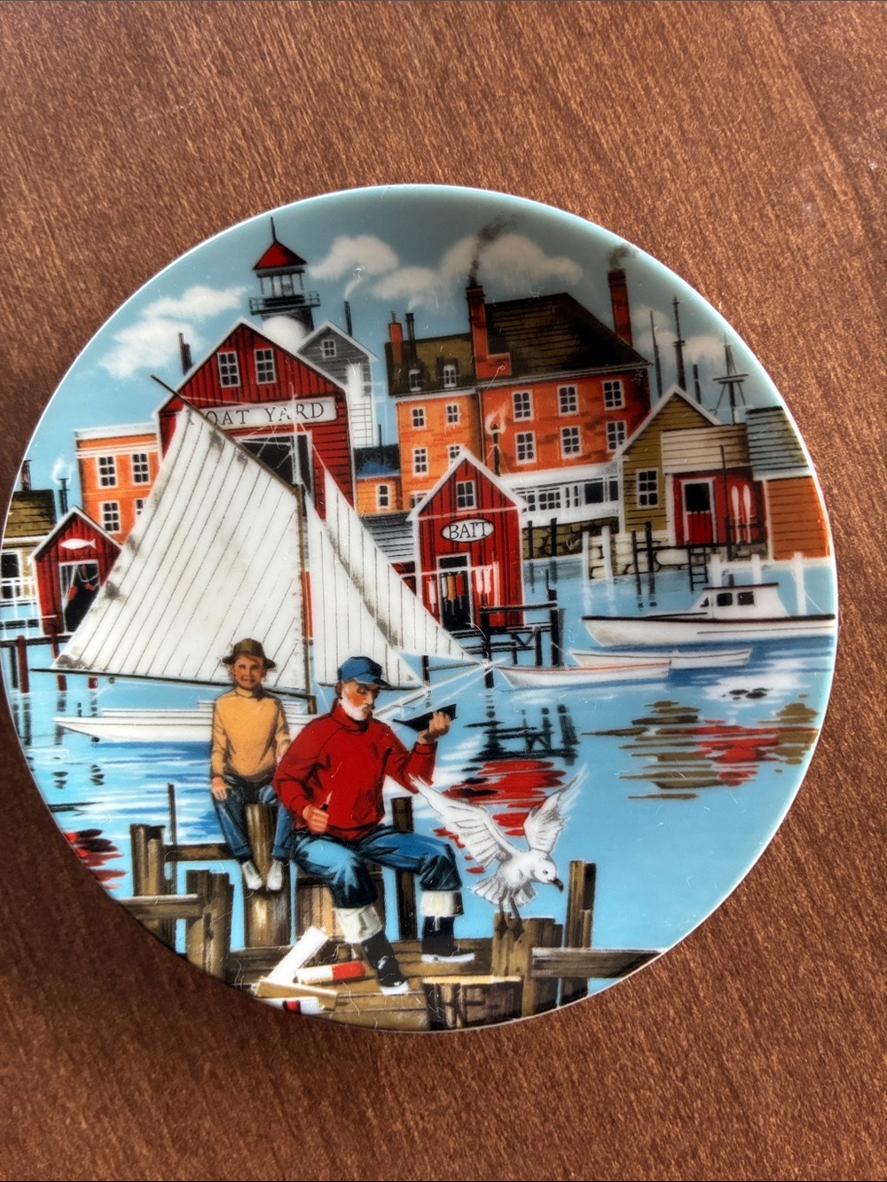 Vintage 1985 Avon Coastal Harbor Decorative Plate in Blue and Red